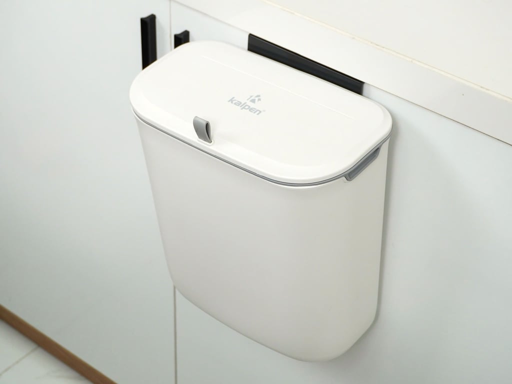 THÙNG RÁC TREO TỦ BẾP KALPEN G1