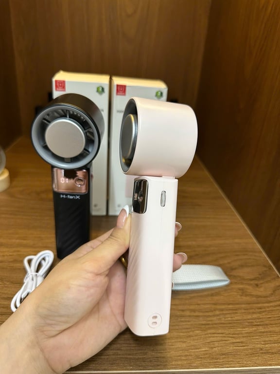 Quạt cầm tay tích điện H-Fanx Eisbar Germany – 199 tốc độ gió