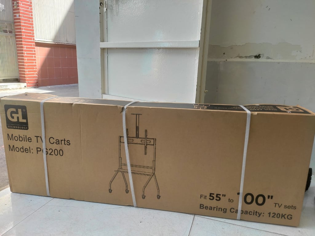 Giá Treo Tivi Di Động GL PG200 55-100 Inch