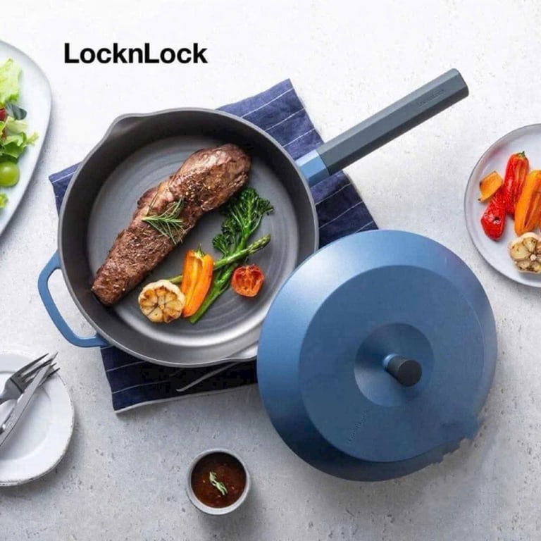 CHẢO ĐÚC LOCK&LOCK MASTER DEEP PAN CÓ NẮP 24CM LMD1245 🛵