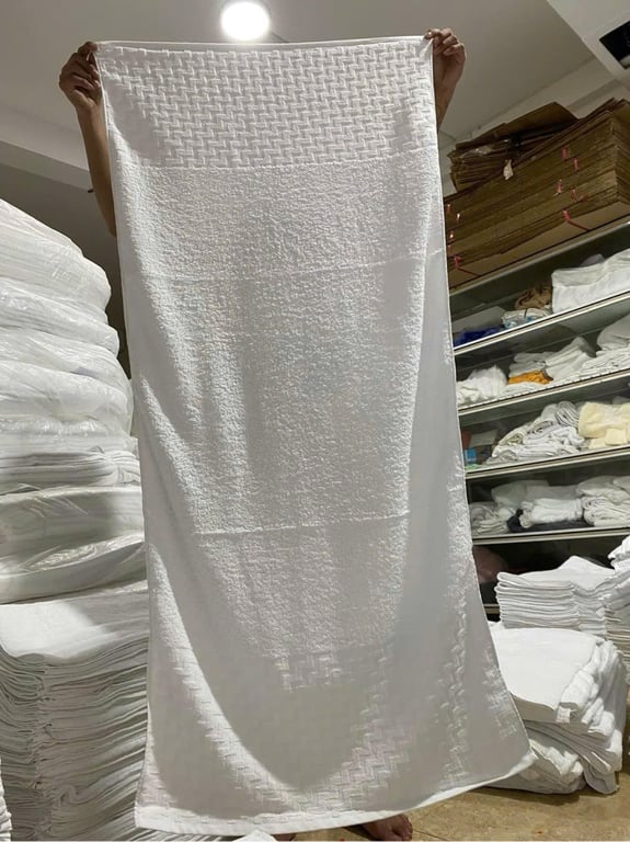 KHĂN TẮM TRẮNG XUÂT NHẬT kích thước 65x140cm nặng tầm 420g