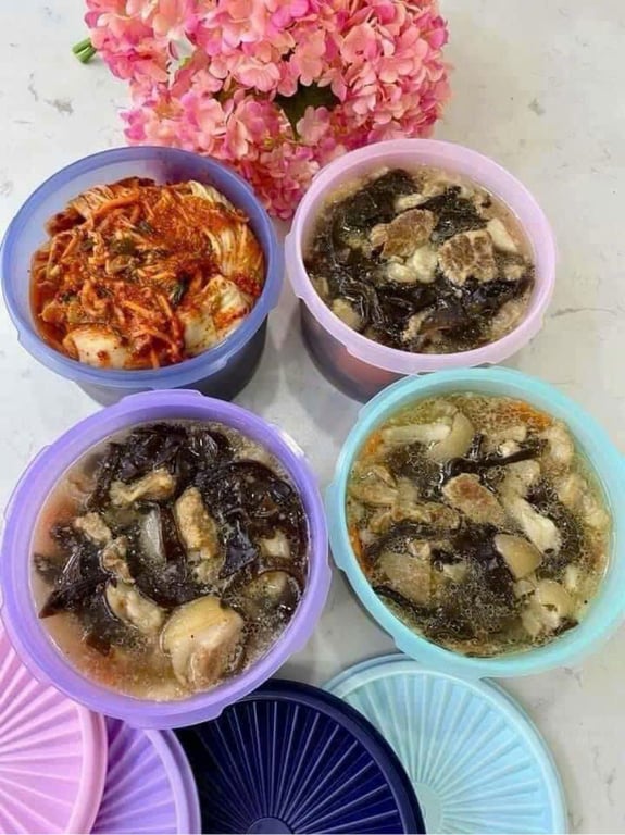 TUP07 - Bộ 5 hộp bảo quản thực phẩm Tupperware Midi Deco, dung tích 5x1Lit