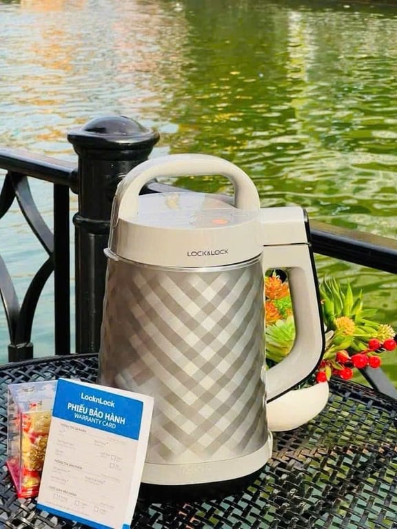 MÁY LÀM SỮA HẠT LOCK&LOCK EJS221 – 1.2L