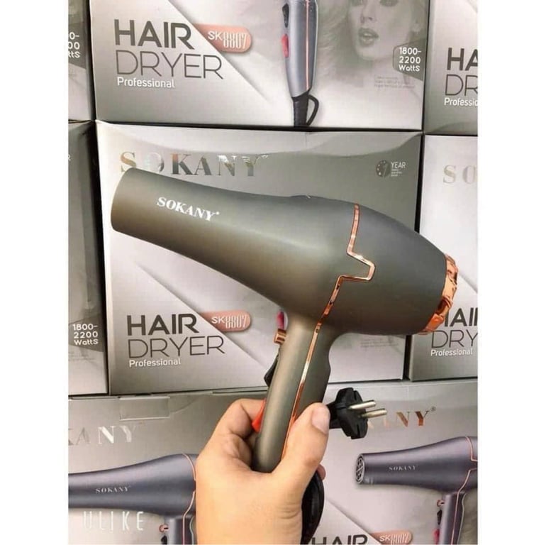 Máy sấy tóc SOKANY 8807 có 2 chế độ Nóng - Lạnh tặng kèm đầu tạo kiểu