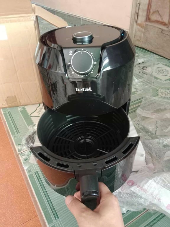 Nồi chiên không dầu Tefal EY201815 dung tích 4.2 lít