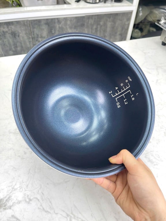 NỒI CƠM ĐIỆN CAO CẤP Ủ ẤM 3D KALPEN R9 DUNG TÍCH 1.8L