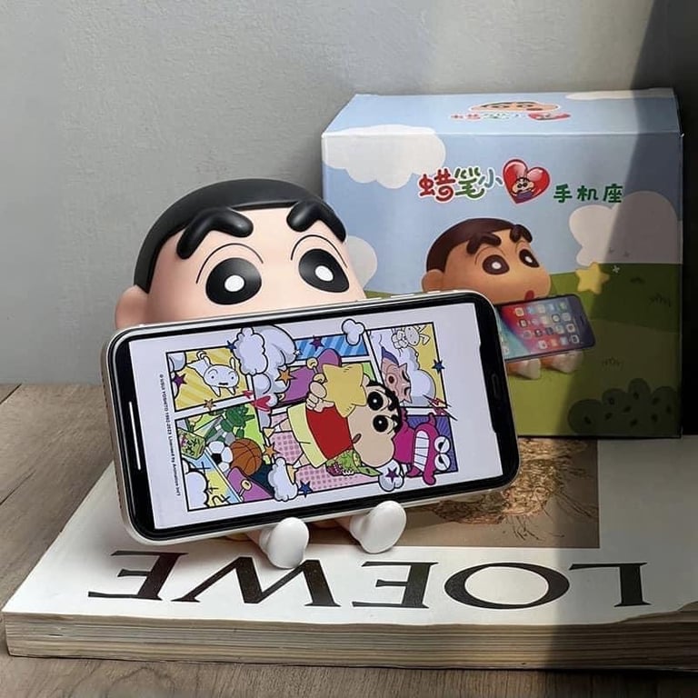Giá đỡ điện thoại sáng tạo Crayon Shin _ Chan