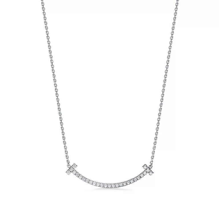 Tiffany T Medium Smile Pendant