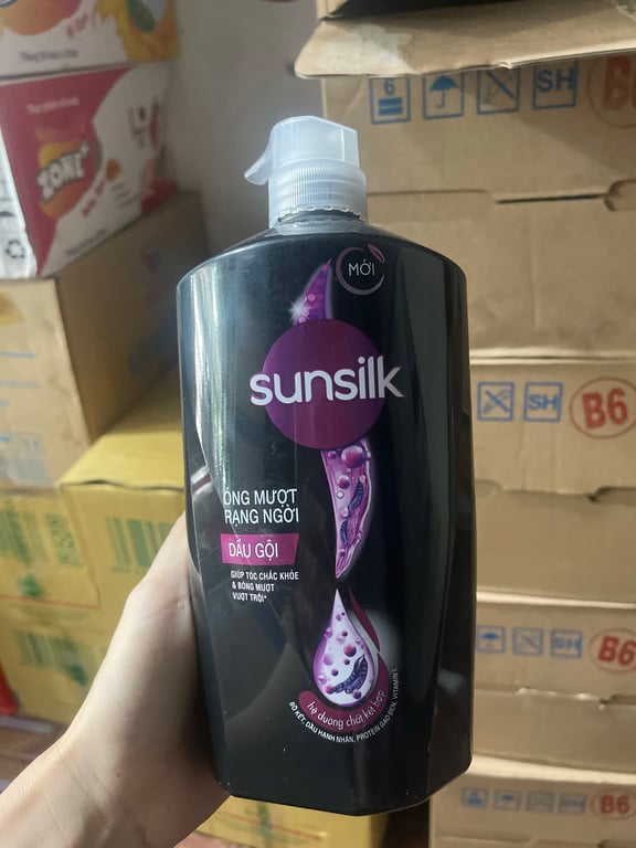 Gội sulsil đen vòi 900g