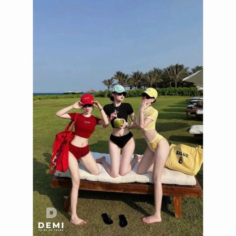 Set đi biển hot trend 3 màu