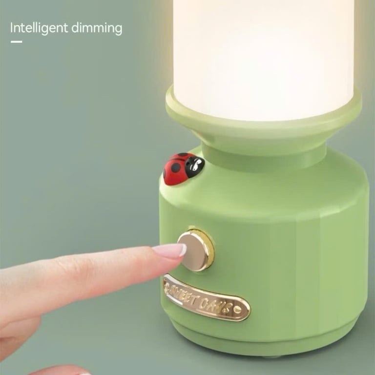 Đèn bão tích điện mẫu mới