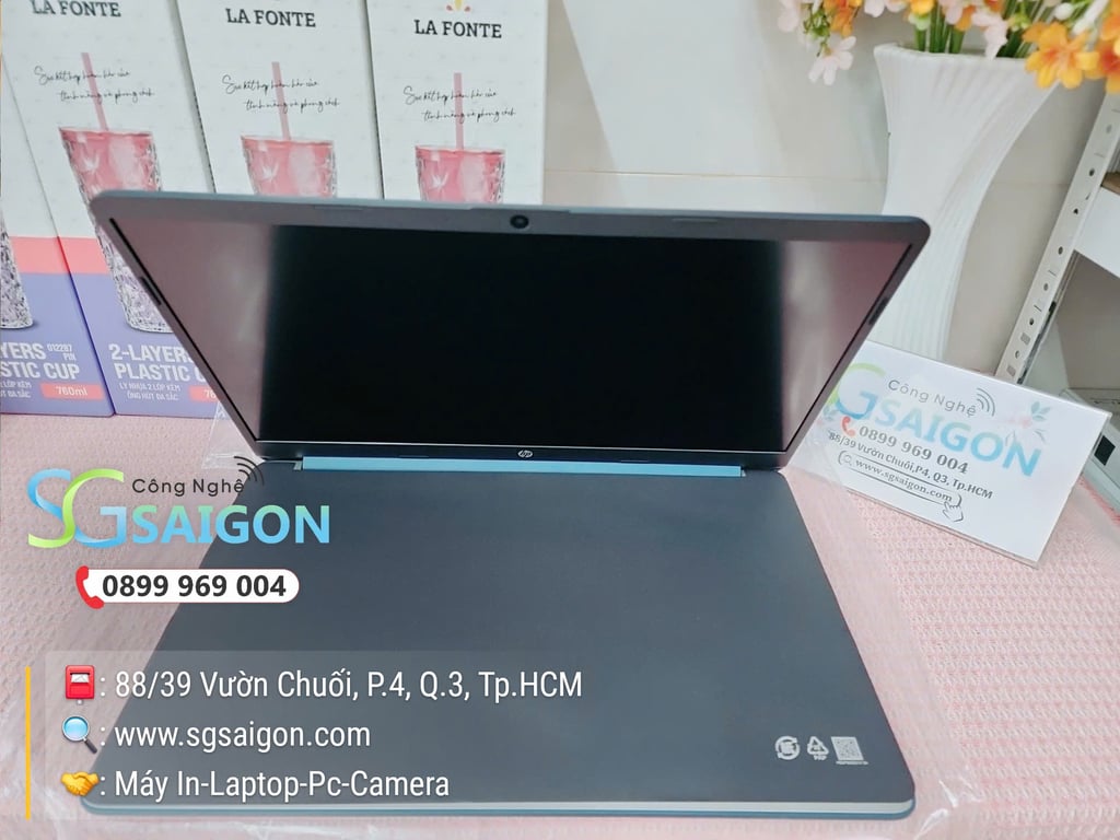 Laptop HP 15s-fq5228TU 8U240PA - (i3 1215U/ 8GB RAM/ 512GB SSD/ 15.6 FHD/ Win11/ Xanh)