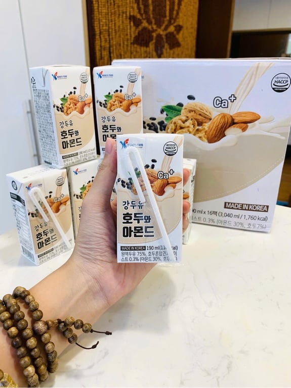 SET 16 HỘP SỮA HẠT ÓC CHÓ HẠNH NHÂN CANXI KC HEALTH HÀN QUỐC 190ML - 119kcal