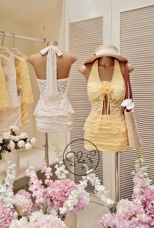 Set ren xốp đính hoa