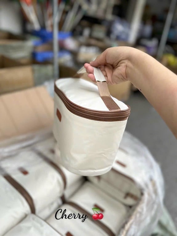 Hộp cơm giữ nhiệt