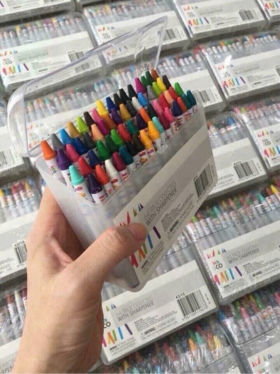 HỘP MÀU 64 CHI TIẾT