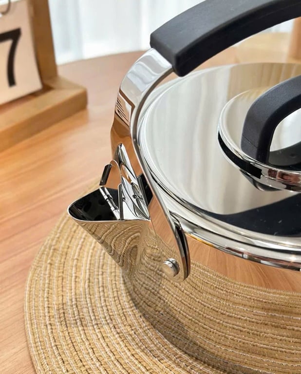 ẤM ĐUN NƯỚC VERSARON 1.5L - RK458