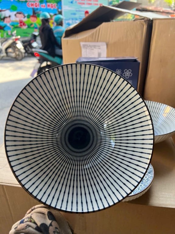 SET 2 BÁT 1 ĐĨA SỨ hàng km của Comfort