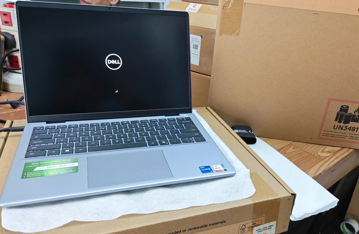 Laptop Dell Inspiron 14 5440 - NDY5V1 ( Core i5-1334U/ 16GD5/ 512SSD/14.0FHD+/ W11SL+OFFICE)
