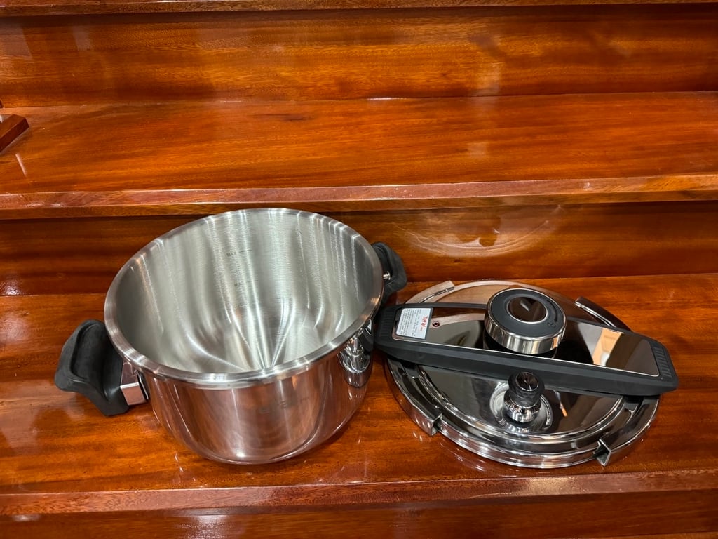 NỒI ÁP SUẤT TEFAL 5L