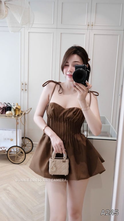 A245-váy dập li nâu 2s LinhHoang