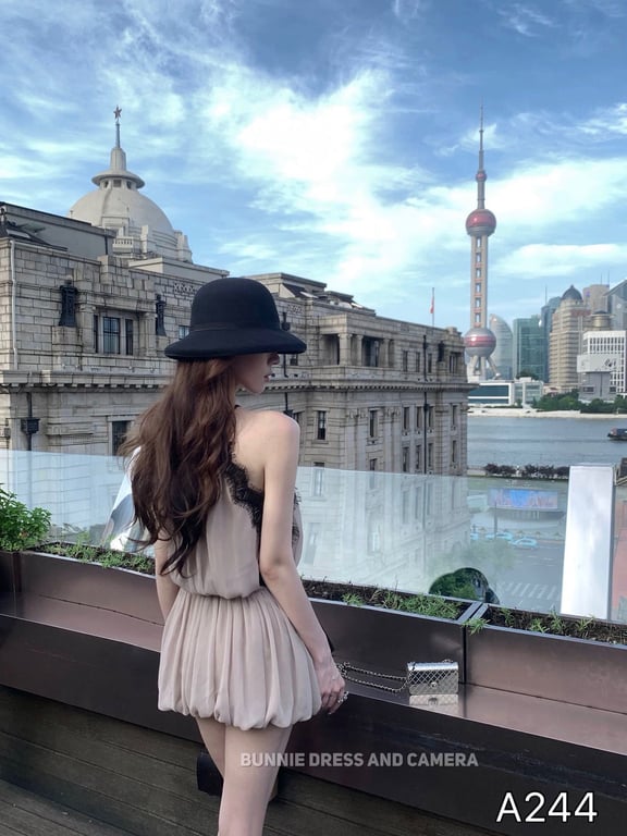 A244- yếm đắp ren QCCC