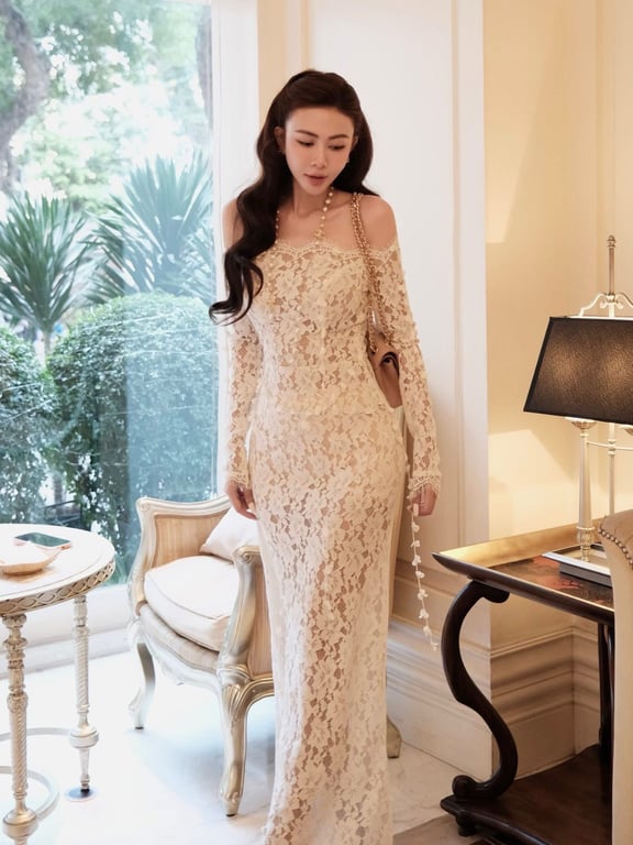 Váy ren dài tay trắng - DT196