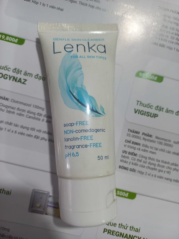 Sửa rửa mặt Lenka nhỏ