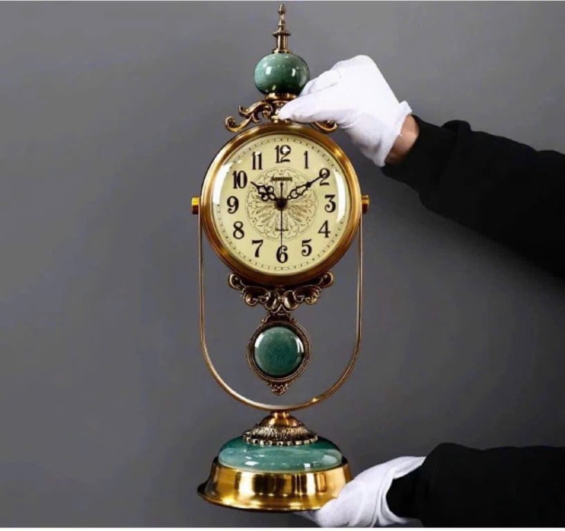Đồng hồ quả lắc để bàn decor tân cổ điển mạ đồng