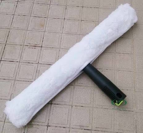 Tay tháo và bông thỏ