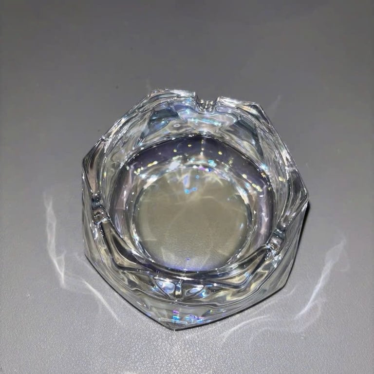 GẠT TÀN THUỐC PHA LÊ