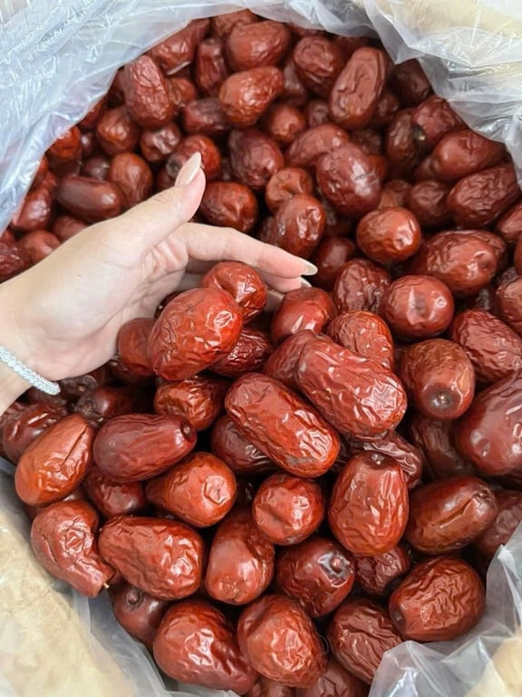 TÁO ĐỎ HÒA ĐIỀN - TÂN CƯƠNG 500gr