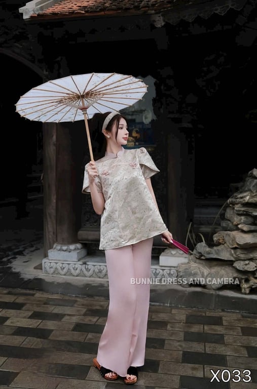 X033- set yếm gấm kèm bờm