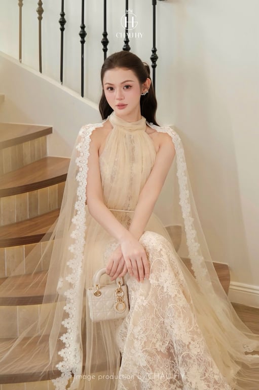 Đầm Lace Ricii brand Châu Hy