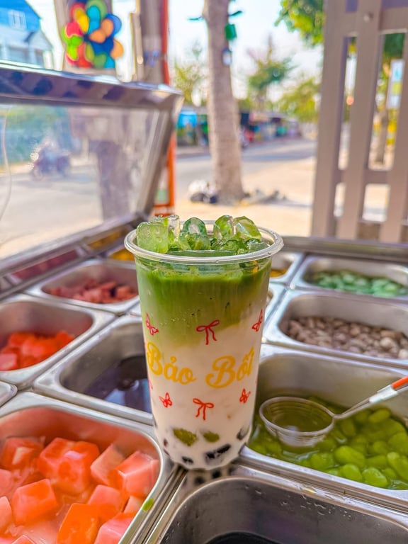 MATCHA LATTE