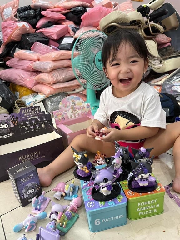 Set 6 hộp quà bí mật kuromi