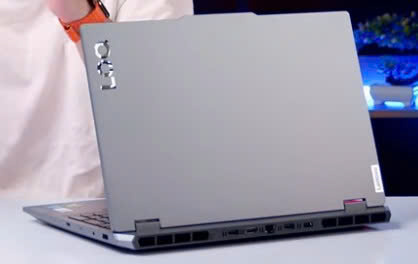 Laptop Lenovo LOQ 15IAX9 83GS000RVN (Intel Core i5-12450HX/ 16GB/ 512GB/ RTX 4050 6GB/ 15.6 inch FHD/ Win 11 )