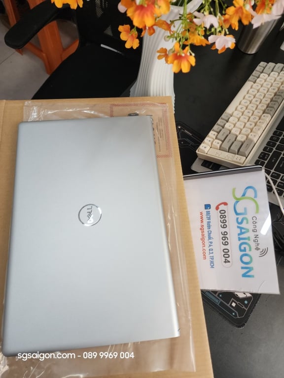 Laptop Dell Inspiron 3530 N3530I716W1 (Intel Core i7-1355U | 16GB | 512GB | MX 550 | 15.6 inch FHD | Win 11 | Office | Bạc)