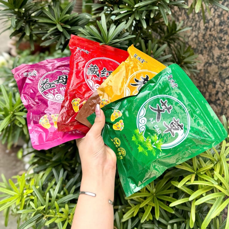 🍂 MK38 - Set 120 gói ngâm chân thảo dược Ngải cứu+ Gừng + Nghệ Tây + Ích Mẫu GHA300