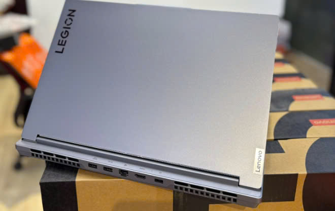 Laptop Lenovo Legion Slim 5 16AHP9 83DH003AVN (Ryzen™ 7-8845HS | 16GB | 512GB | RTX 4060 8GB | 16inch WQXGA 165Hz | Win 11 | Xám)