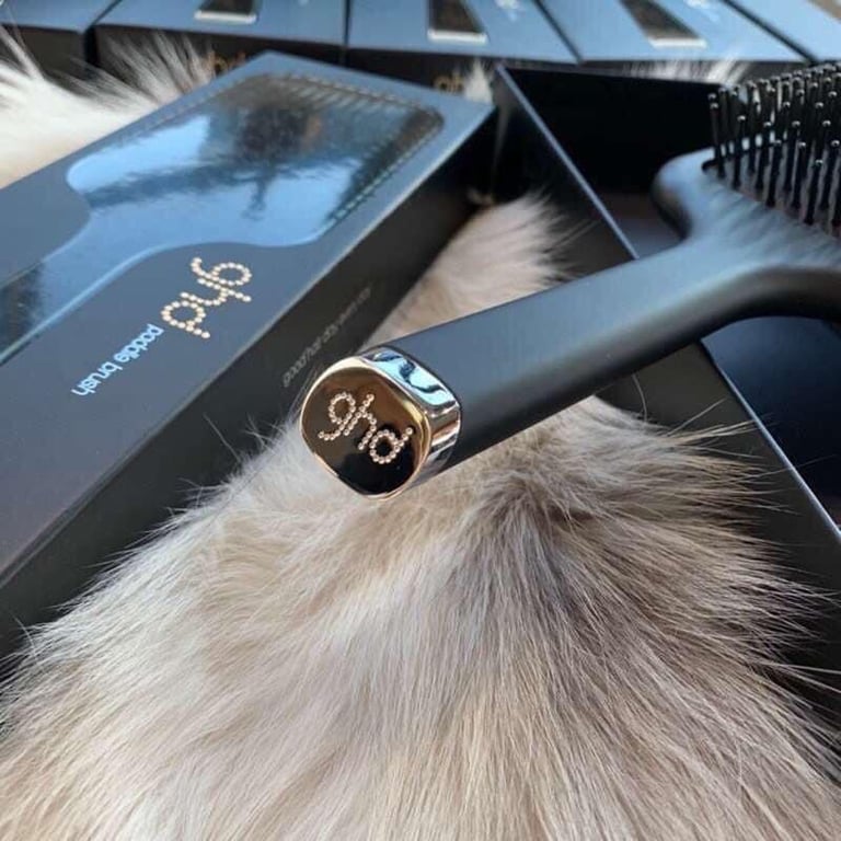 LƯỢC GỠ RỐI TÓC GHD