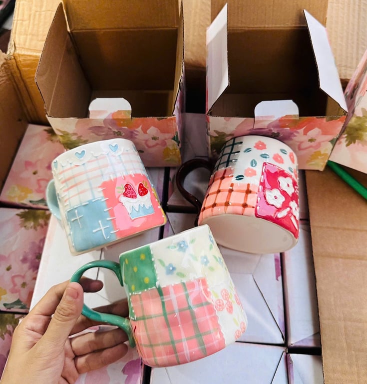 Cốc sứ vẽ tay JoyHome 2025