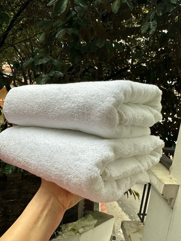 KHĂN TẮM NẶNG VÀ DẦY CỘP