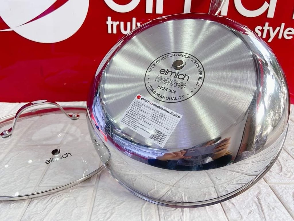 Chiếc chảo Elmich trimax inox đúc liền EL-3738MAX sz 26