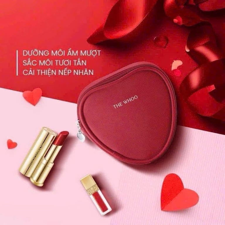 Set son Whoo hoàng cung gồm có 2 cây son và box da đựng son hình trái tim màu đỏ mới coong
