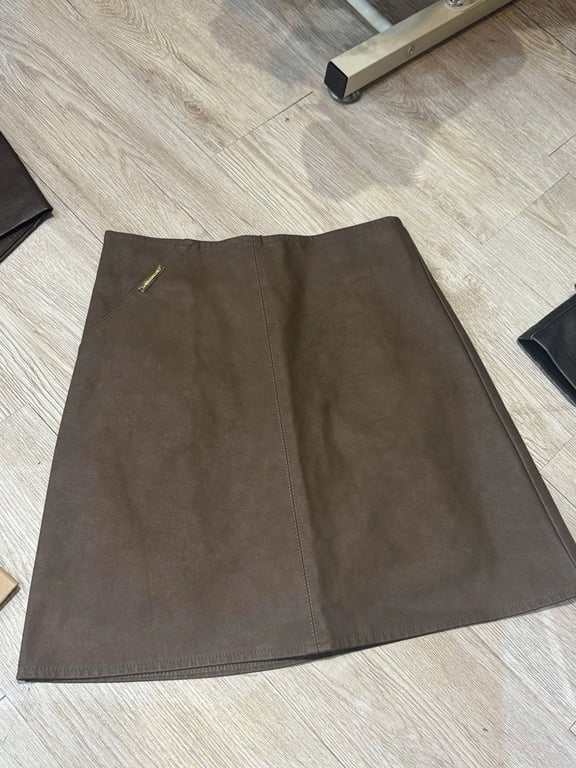 Cv da nâu viền
