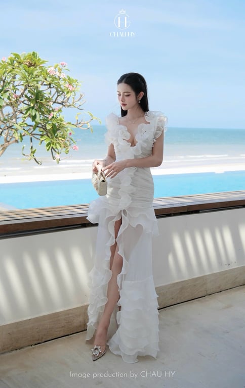 Vây tơ satin đẹp Châu Hy