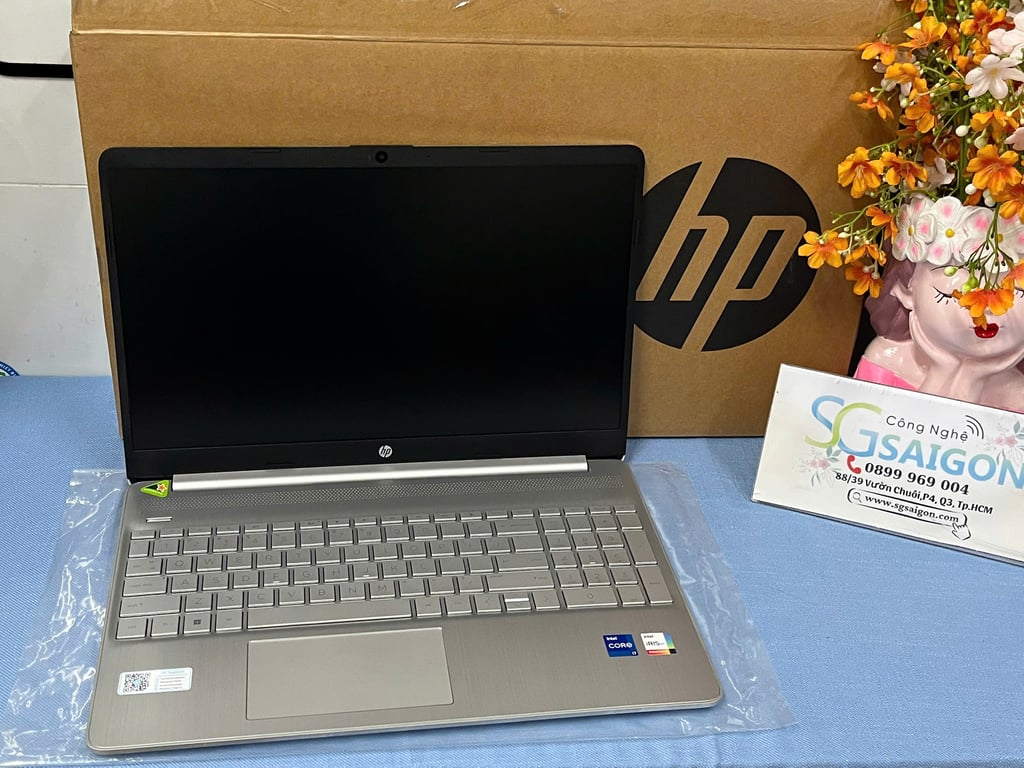 Laptop HP 15s-fq5144TU 7C0R8PA