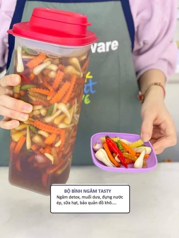 💦 💦 💦 BÌNH SLIM LINE 2L TUPPERWARE