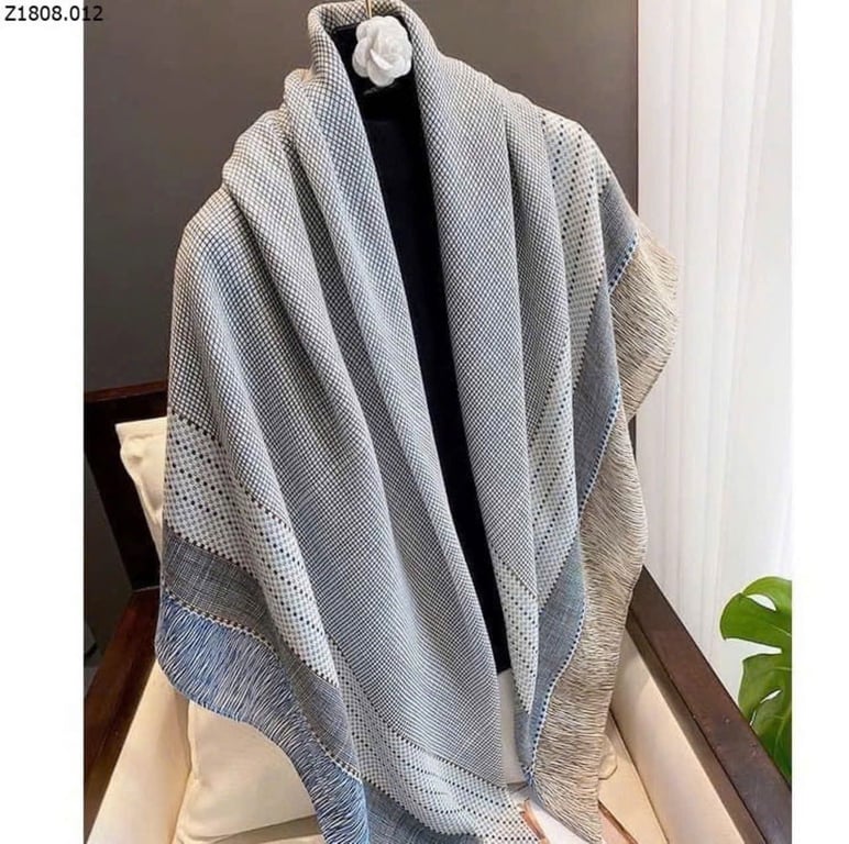 khăn lụa cao cấp 1.3m*1.3m